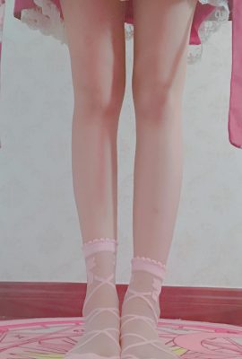[Koleksi selebriti internet] Loli One Little Sakura Love – Gadis Bunga [18P]
