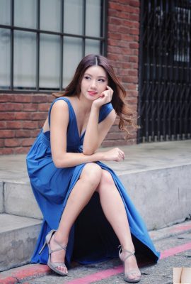 [素人 Foto siri]Girl Next Door 2018.12.25 Zhang Lunzhen kaki yang cantik dan kasut tumit tinggi[79P]