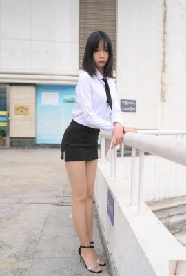 [koleksi internet]Pusat fotografi jalanan Chengsheng menjual wanita cantik dengan kaki panjang dan pakaian seragam sutera 1[100P]