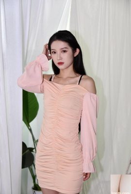 Penggambaran peribadi yang jarang berlaku untuk model Cina yang halus dan cantik dengan payudara kecil – Vivian Hsu kecil (54P)