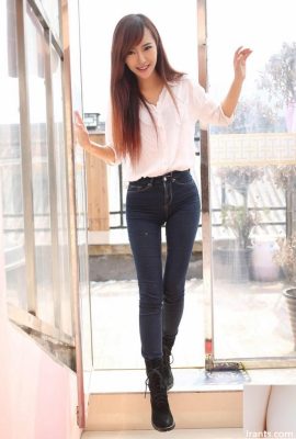 Foto manis seluar jeans MM seksi Zhao Wanni (23P)