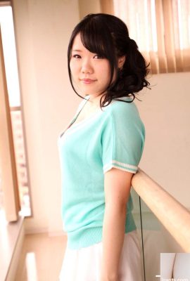 (Hitomi Serizawa) Wanita matang berpayudara besar (40P)