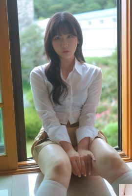 (YeonJju) Gadis Korea mempunyai lekuk tubuh yang anggun dan sedikit nafsu (36P)