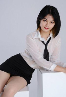 Gambar studio model Cina yang cantik dengan rambut pendek segar dan lekuk tubuh yang cantik serta badan jed semula jadi – Xiaoyu (33P)