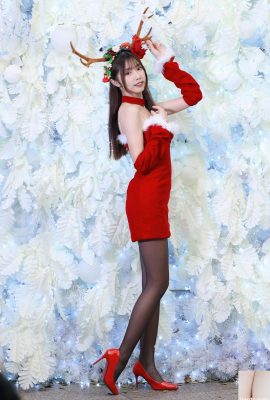 (Koleksi dalam talian) Gadis berkaki cantik Taiwan-Huimi gadis Krismas menembak di luar rumah realistik (93P)