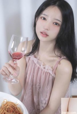 Piyama merah jambu Yeha kecantikan Korea (32P)