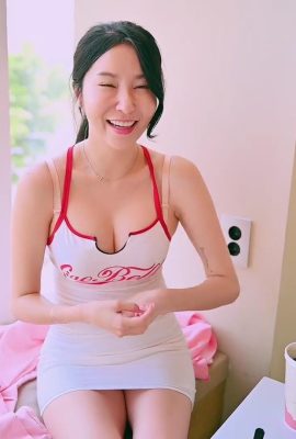 Model Korea Jena.sis – koleksi video (menunjukkan seluar dalam lutsinar semasa makan di restoran) (107P)