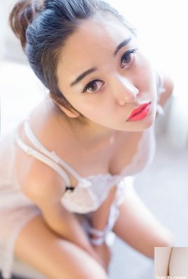Cantik awek Li Zixi mempunyai pinggang yang seksi dan punggung yang gemuk (41P)