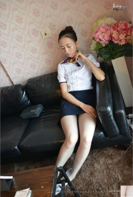 (IESS) 2017.08.16 Silk Foot Bento 135: Model baharu momo “Gray Silk OL Wearing Flat Shoes” (95P)