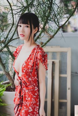 Kekasih kecil seksi “Ai Qing Iris” mengejutkan penonton dengan payudaranya yang berbentuk pic (11P)