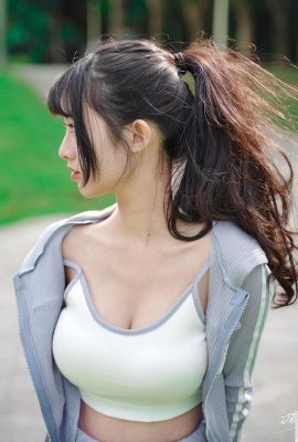 Gadis cantik “Youxin” mempunyai penampilan yang elegan dan lekuk tubuh yang garang, dan semakin anda memandangnya, semakin panas dia (10P)