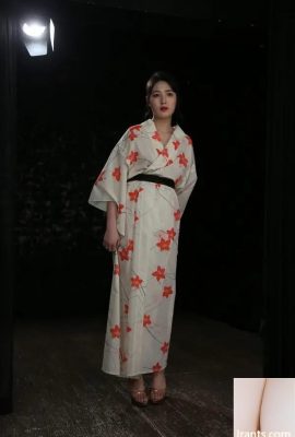 Set foto badan peribadi model Korea Yuna (76P)