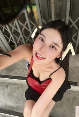 Gadis panas “Zhang Xiangxiang” mempunyai wajah yang manis dan pinggang seksi, yang sempurna dan panas (10P)
