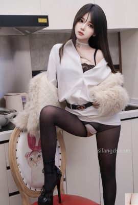 XiuRen Lin Yueyue – seragam putih dan stoking hitam bocor di ketiga-tiga mata (83P)
