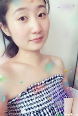 Liangjia yang cantik itu seksi seperti biasa secara tertutup (31P)