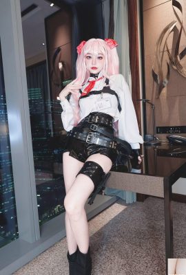 Rikachan cosplay Yuni – angguk