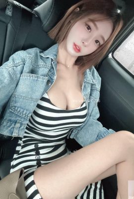 Kelengkungan payudara yang montok dari hottie siaran langsung “Winnie Xiaoxue” sangat menarik perhatian (10P)