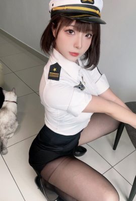 yuuhuiyuhui–Set B Bad Cop (48P)