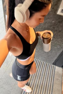 Wajah manis dan cinta yang baik “Huang Yujing” manis dan seksi (13p)