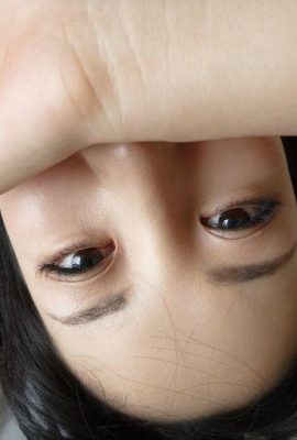 Gadis yang paling cantik dan tidak bersalah dengan penampilan yang luar biasa dan wajahnya yang memerah setelah dipenuhi sangat menarik (17p)