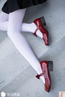 (Arnab Bermain Dengan Filem) -Red Gadis Menunggu Saya (40p)