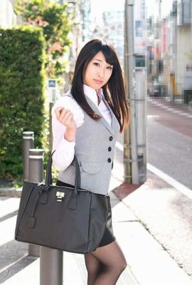 “Saya melihat beberapa kerja di suatu tempat … lol” Shirase Kokone (24p)