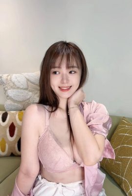 Perasaan teman wanita “Wang Xuxu Anna” Deep Vleavage Membuat Orang Mahu Terbang (16p)