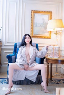 Pan Siqin’s “Shopping Private and Sharing”