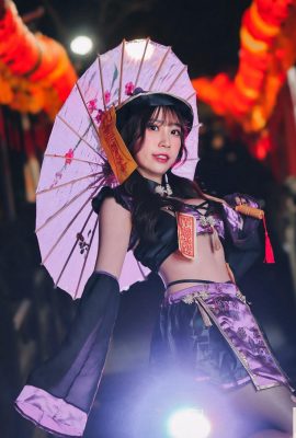 Model kuda kecil “Joyce” seluar dalam payudara yang terdedah (23p)