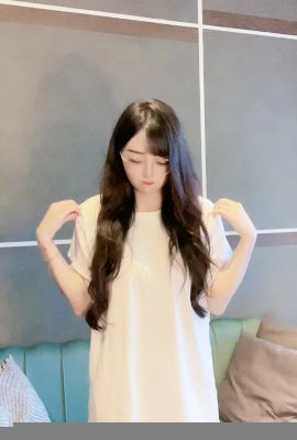 Gadis payudara besar “biuier” boleh menjadi manis dan seksi dan menawan (24p)