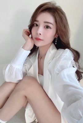 “Mi_tun” payudara bulat tersembunyi dan godaan (26p)