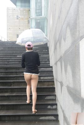 (Sendiri Photo) terdedah gadis gila pada hari hujan (30p)