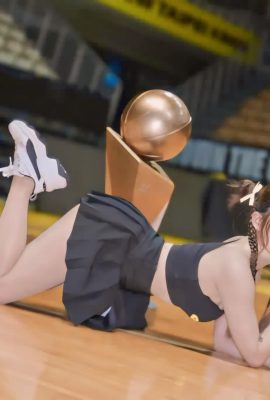 Cheerleader “Sunny Tingting” sempurna di setiap sudut (10p)