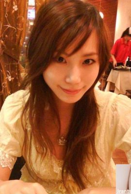 Seorang gadis panas dan teman lelakinya di bilik (86p)