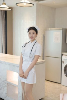 (Koleksi Dalam Talian) Lin Jiaxin’s “Shopping Private and Sharing” (110p)