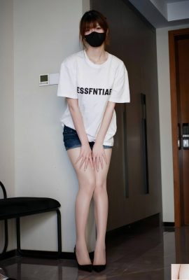 (Koleksi Dalam Talian) Gadis Kebajikan Girl White Totoro Girl “Pork yang dicincang di apartmen” VIP Eksklusif (32p)