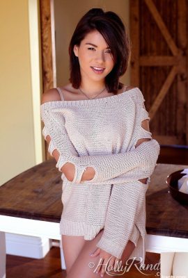 Dsolo Girl Shyla Jennings menghilangkan sweater dan seluar dalam untuk menunjukkan ragutnya (12p)