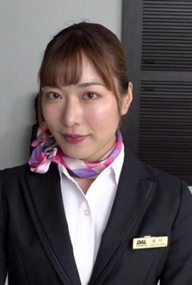 Mizukawa Jun Fucks dengan pramugari yang dikagumi dia