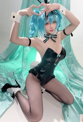 (Koleksi di Internet) Gadis Kebajikan: Han Chi “Hatin Miku Bunny Girl” VIP Eksklusif (48p)
