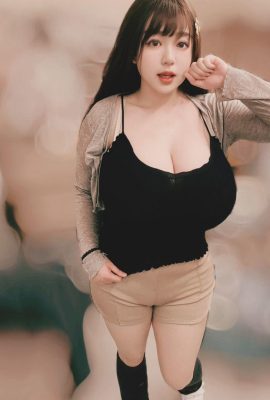 Gambar payudara yang adil dan besar sangat mengejutkan “bizzling” tidak saintifik (10p)