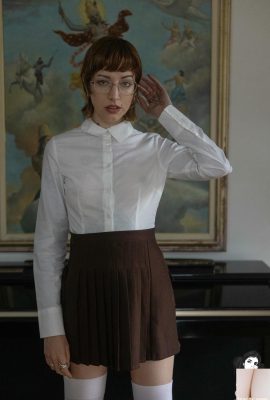 (Suicide Girls) Jun 06, 2025 – Missfernandez – Piano Muse (61p)