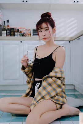 Wajah yang tampan tidak bosan melihatnya. “Sutin? (Penampilan W-W-Li yang Ke-Hired Zan Li menarik (10p)