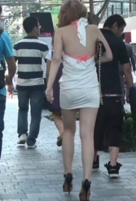 (Koleksi Dalam Talian) Ikuti jalan untuk mengambil gambar gadis seksi yang memakai pakaian backless merah jambu (21p)