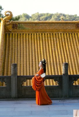 Guan Yuqing di dinding (22p