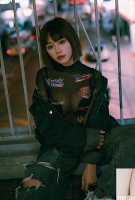 “155xchang” mempunyai sihir yang membuat orang jatuh cinta pada pandangan pertama (12p)