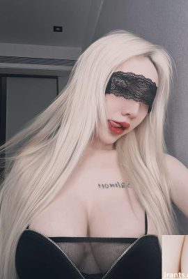 Payudara dan badan putih dan lembut “Anncomtw” membuat orang mahu menjadi buruk (10p)