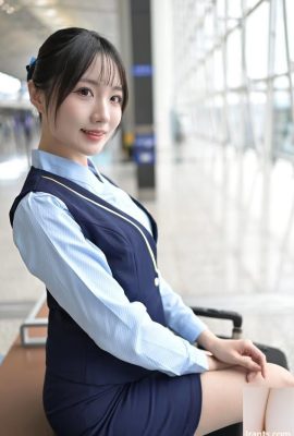 Atendan Penerbangan Berseragam Cantik