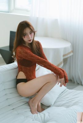 “Weng Shuan” yang tidak dipindahkan oleh payudara yang cantik dan kaki yang cantik (10p)