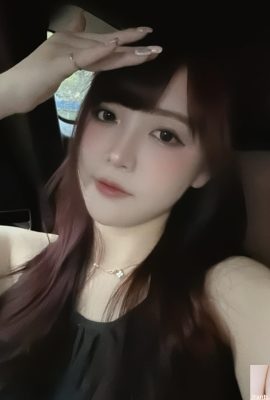 “Doni” mempunyai penampilan yang indah dan keseksian yang murni dan tidak jelas (10p)