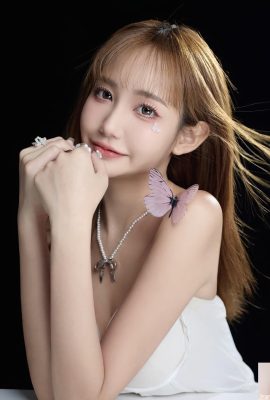 “Jiang Xin” ciri-ciri wajah yang murni, indah, perangai manis adalah pemanasan jantung (10p)